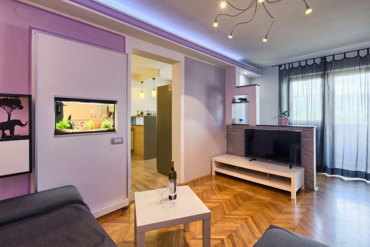 Active Apartment Pula Exteriör bild